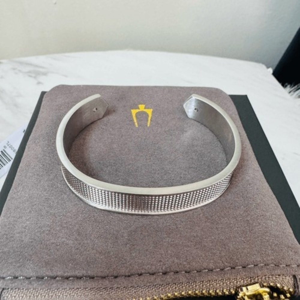 Bulova Precisionist Open Cuff Bracelet, Knurled Texture Design, Silver, NWT - Picture 16 of 16
